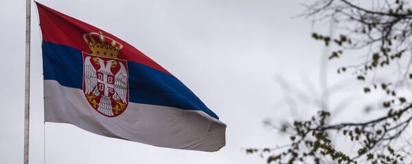 Bandera de Serbia - Sputnik Mundo