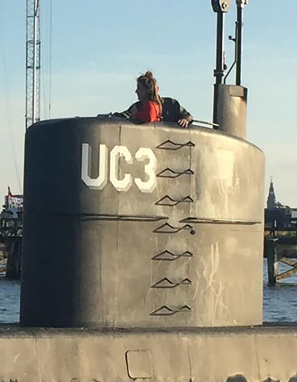 Kim Wall y Peter Madsen, a bordo del submarino privado Nautilus - Sputnik Mundo