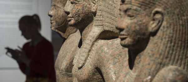 La exposición 'Nefertari y el Valle de las Reinas del Museo Egipcio de Turín' en el museo del Hermitage de San Petersburgo, Rusia, junio de 2017 - Sputnik Mundo