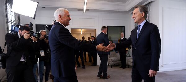 Presidente de Argentina, Mauricio Macri, y vicepresidente de EEUU, Mike Pence - Sputnik Mundo