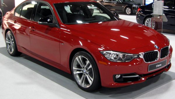 Un BMW 328i Un BMW 328i - Sputnik Mundo