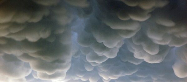 Nube mastodóntica sobre Rosario (Argentina) - Sputnik Mundo