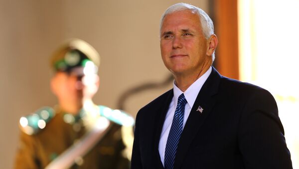 Mike Pence, vicepresidente de EEUU - Sputnik Mundo