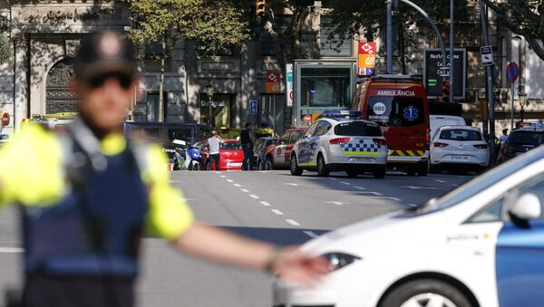 La Policía en Barcelona tras el atropello - Sputnik Mundo