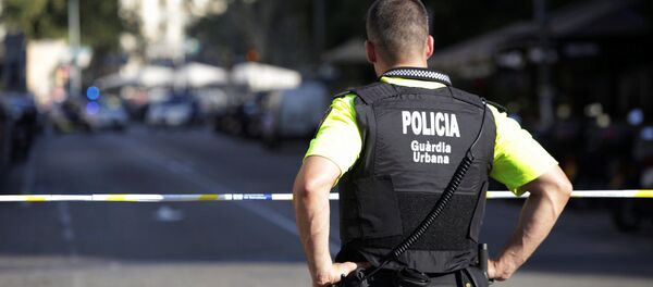 Policía en Barcelona - Sputnik Mundo