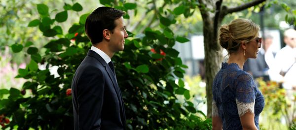 El yerno de presidente de EEUU, Jared Kushner, y la hija de Donald Trump, Ivanka Trump El yerno de presidente de EEUU, Jared Kushner, y la hija de Donald Trump, Ivanka Trump - Sputnik Mundo