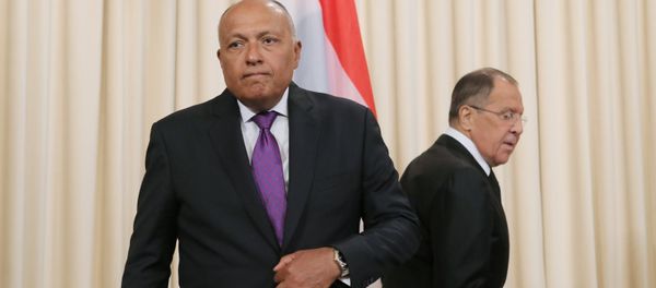 Sameh Shukri, canciller de Egipto, y Serguéi Lavrov, canciller de Rusia - Sputnik Mundo