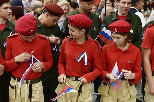 Rusia celebra a lo grande el Día de la Bandera Nacional Rusia celebra a lo grande el Día de la Bandera Nacional - Sputnik Mundo