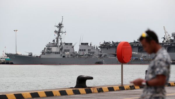 Destructor estadounidense USS John S. McCain - Sputnik Mundo