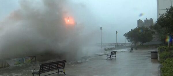 Las fuertes lluvias e inundaciones del tifón Hato paralizan el sur de China - Sputnik Mundo