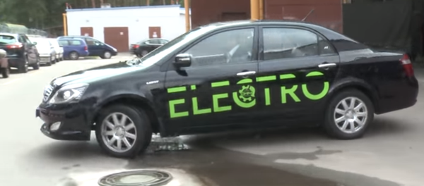 El primer vehículo eléctrico fabricado en Bielorrusia - Sputnik Mundo