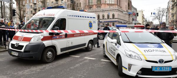 Ambulancia y Policía de Ucrania (archivo) - Sputnik Mundo