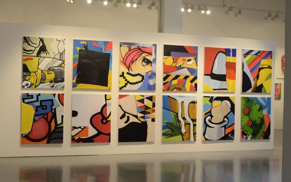 Obras expuestas en el Centro Cultural de España en Montevideo en ocasión de Bienalsur - Sputnik Mundo