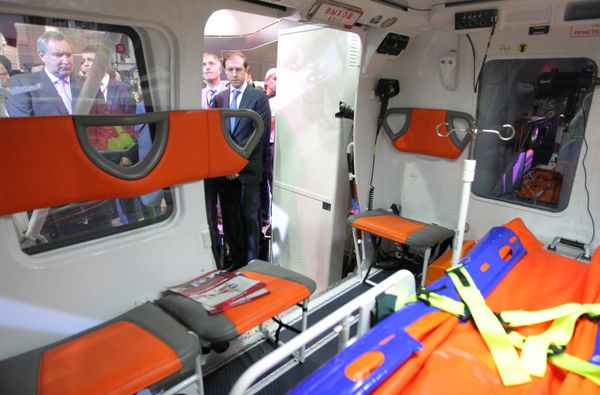 Módulo médico del helicóptero Ka-226 expuesto en la feria HeliRussia 2013 - Sputnik Mundo