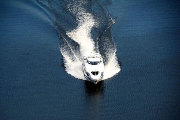 Un barco hidroala A145 - Sputnik Mundo