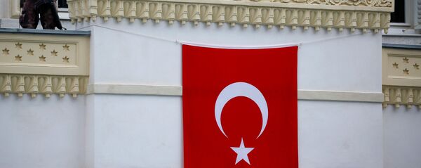 Un policía turco (imagen referencial) - Sputnik Mundo