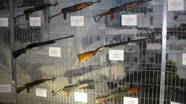 Trofeos de guerra arrebatados a los grupos radicales e insurgentes en Siria y expuestos en Rusia en el marco del Foro Internacional Army 2017. Trofeos de guerra arrebatados a los grupos radicales e insurgentes en Siria y expuestos en Rusia en el marco del Foro Internacional Army 2017. - Sputnik Mundo