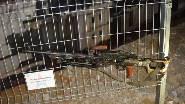 Ametralladora M80 (Chequia) arrebatada a grupos radicales en Siria y expuesta en Rusia en el marco del Foro Internacional Army 2017. Ametralladora M80 (Chequia) arrebatada a grupos radicales en Siria y expuesta en Rusia en el marco del Foro Internacional Army 2017. - Sputnik Mundo