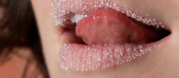 Unos labios - Sputnik Mundo