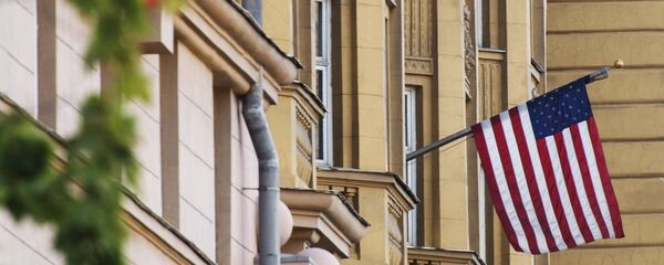 Banderas de Rusia y EEUU - Sputnik Mundo