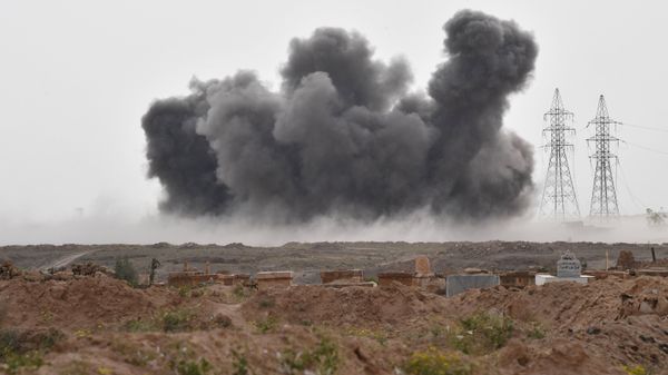 Un ataque de las Fuerzas Aeroespaciales de Rusia contra las posiciones de Daesh en Siria (archivo) Un ataque de las Fuerzas Aeroespaciales de Rusia contra las posiciones de Daesh en Siria (archivo) - Sputnik Mundo
