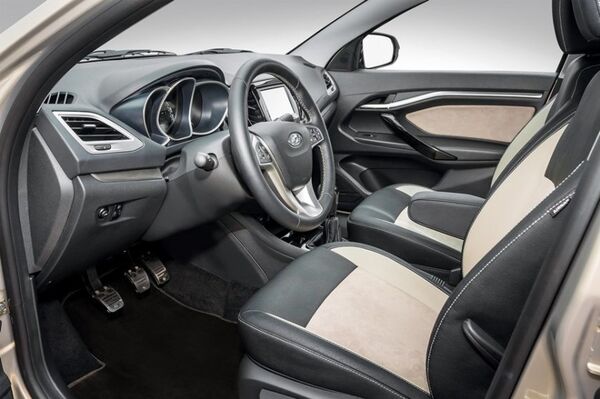 El interior del nuevo Lada Vesta Exclusive - Sputnik Mundo