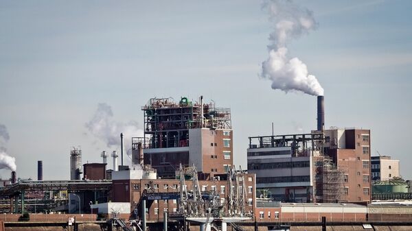 Planta química (imagen referencial) - Sputnik Mundo