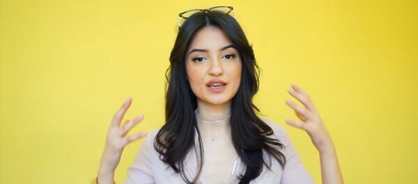 Tatiana, la 'loca lingüista' rusa que te enseña todo lo que necesitas para aprender idiomas - Sputnik Mundo