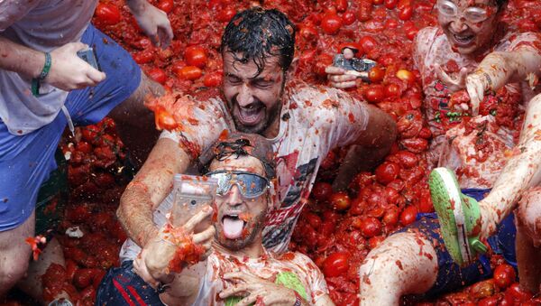 La Tomatina - Sputnik Mundo