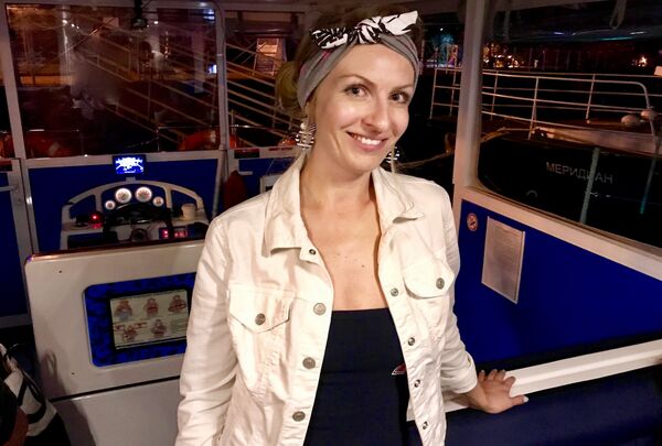 Irina Vasílieva conversó con Sputnik sobre lo que se espera de la Copa Mundial de la FIFA 2018 y cómo ve la ciudad - Sputnik Mundo