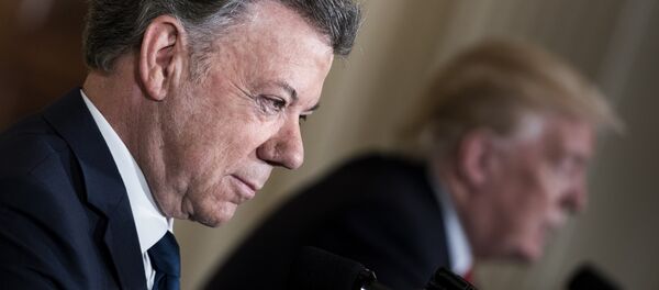 Juan Manuel Santos, presidente de Colombia, y Donald Trump, presidente de EEUU - Sputnik Mundo