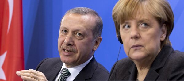 Recep Tayyip Erdogan, presidente de Turquía y Ángela Merkel, canciller de Alemania, 4 de febrero de 2014 - Sputnik Mundo