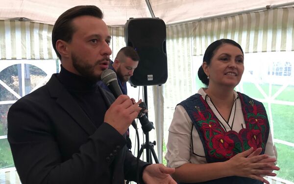 Marisa durante el festival de comida callejera - Sputnik Mundo