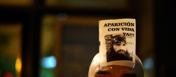 Manifestación en Buenos Aires, Argentina, por la desaparición de Santiago Maldonado - Sputnik Mundo