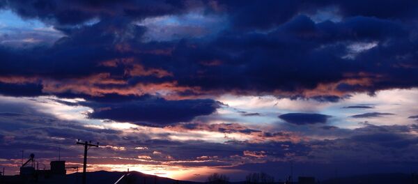 Cielo (imagen referencial) - Sputnik Mundo