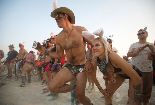 Burning man: así es el festival que está de moda en el mundo - Sputnik Mundo