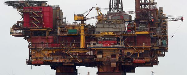 Una plataforma petrolera de la compañía Brent (archivo) - Sputnik Mundo