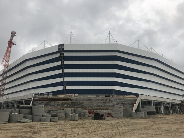 Imagen desde el exterior del estadio a cuatro meses de su finalización - Sputnik Mundo