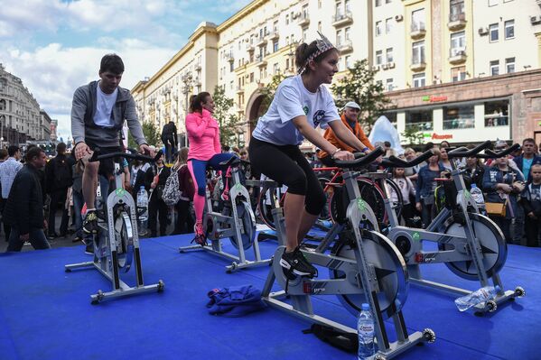 Rompehielos y bailarinas: así festeja Moscú su 870 aniversario - Sputnik Mundo