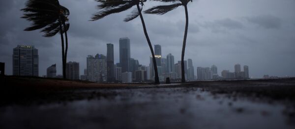 El huracán Irma se acerca a Florida, EEUU - Sputnik Mundo