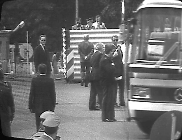 El intercambio de espías del 11 de junio de 1985 - Sputnik Mundo