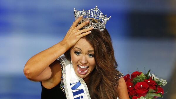 Cara Mund, ganadora de Miss América 2018 - Sputnik Mundo