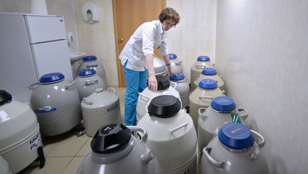 Envases en un laboratorio - Sputnik Mundo