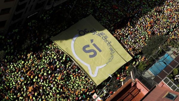 La manifestación de la 'Diada del Sí' en Barcelona La manifestación de la 'Diada del Sí' en Barcelona - Sputnik Mundo