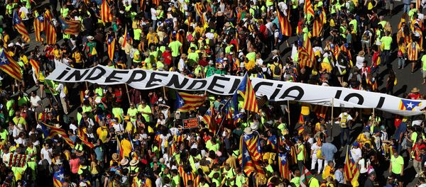 La manifestación de la 'Diada del Sí' en Barcelona - Sputnik Mundo