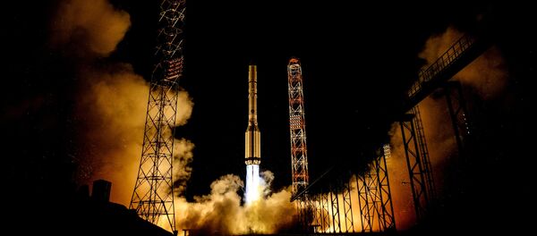El lanzamiento del cohete portador Protón-M - Sputnik Mundo