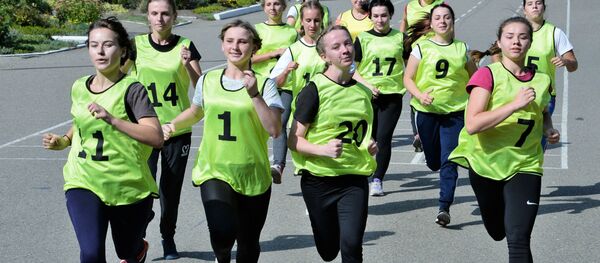 Las durísimas pruebas de acceso de las futuras pilotos militares rusas - Sputnik Mundo