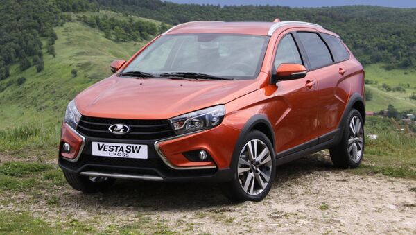 Lada Vesta SW, automóvil de la empresa rusa AvtoVAZ - Sputnik Mundo