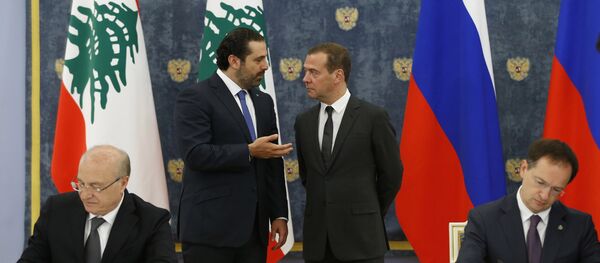 El primer ministro de Líbano, Saad Hariri, y el primer ministro de Rusia, Dmitri Medvédev - Sputnik Mundo