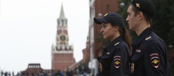 Policía rusa en la Plaza Roja, Moscú - Sputnik Mundo